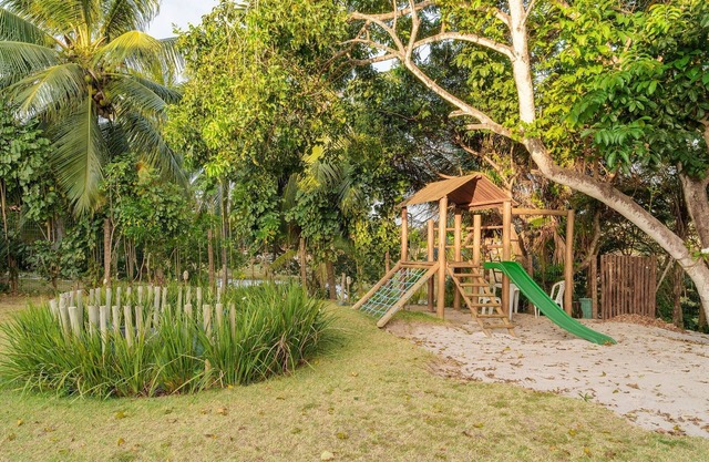 Comfortable apt With Pool Near the Beach Vrl0002