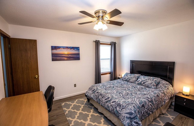 ⭐️Comfortable✅Clean✅ Central✅!Stylish✅!PetFriendly⭐️Backyard⭐️Grill