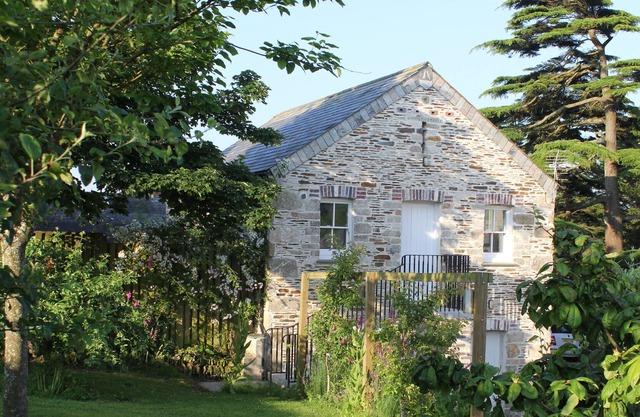 Comfortable, detached, convenient barn conversion set in 4 acres of gardens
