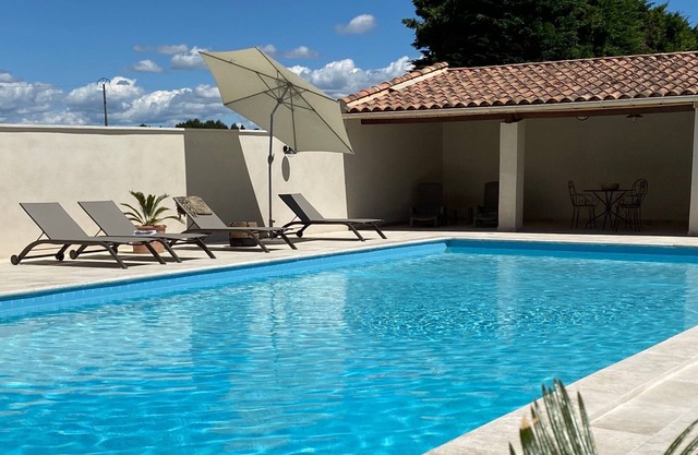 Comfortable gîte in a 19th century Provencal farmhouse ideally located