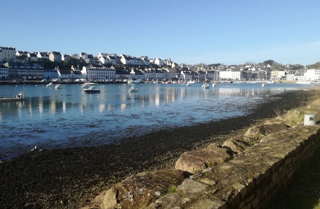 COMFORTABLE HOUSE IN PLOUHINEC NEAR AUDIERNE FINISTERE