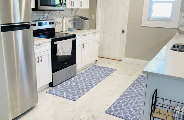 Comfortable new 2- bedroom house