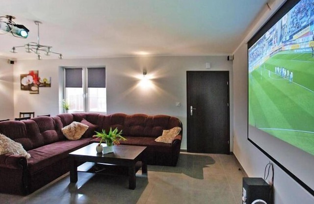 Comfortable premium class apartment, pool, Gaski