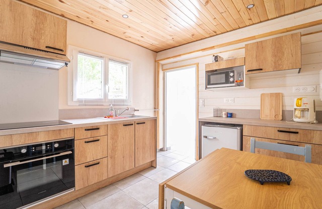 Comfortable studio between ocean and forest, perfect for 2 people