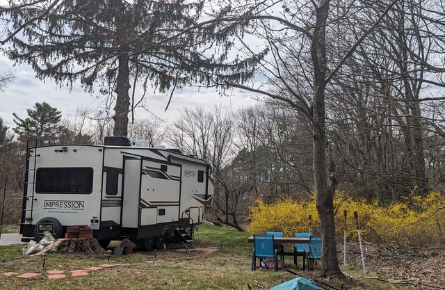 Comfy, Luxurious Glamping Camper near Amherst, MA