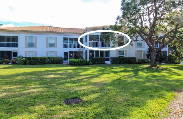Community Pool, Sarasota, Ivory Cottage
