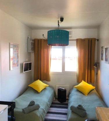 Compact living with all you need, close to the centre!