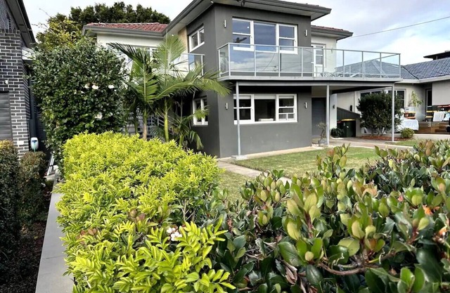 Concord 5 Bedroom home Inner West Sydney