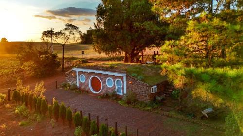 Condado do Cipreste - Pousada Temática Hobbit