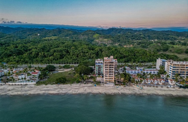 Condominio en bucerias con vista al mar