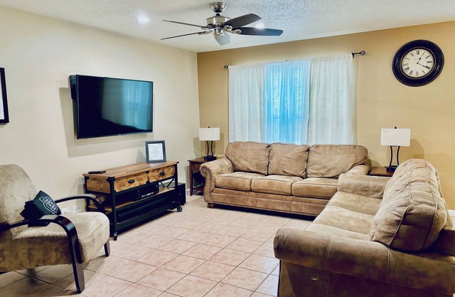 Convenient, Quiet and Clean Home