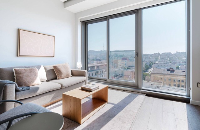 Cool Hayes Valley 1BR w/Pool, Gym, Spa, Pet Area & W/D