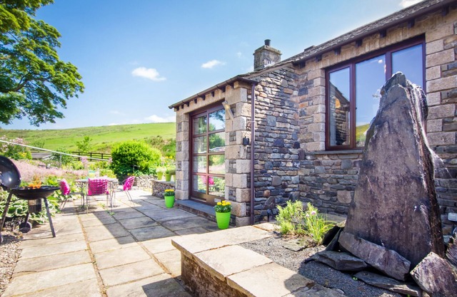 Coomb View at Sandbeds, Luxury Barn Conversion set in idyllic rural location