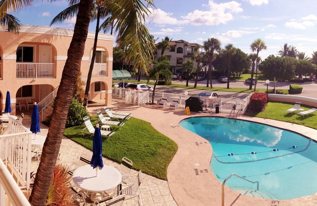 Coral Key Inn