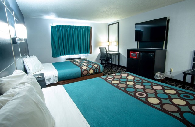 Coratel Inn and Suites By Jasper New Richmond - Deluxe 2 Queen Bed Non Smoking
