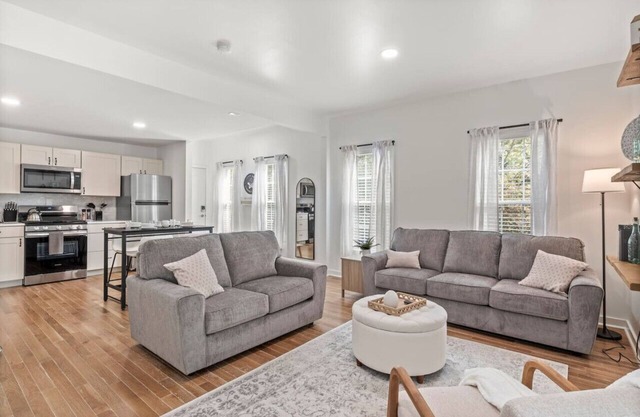 Corn Hill Apartment - 2BR