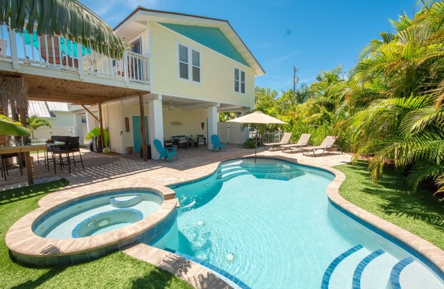 Cortez Village Home with Private Pool and Spa! Near Beach - Lobster Key