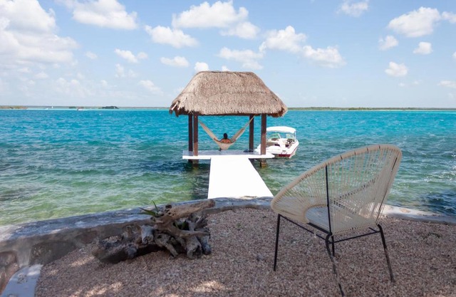 Costera 171 · Guest House