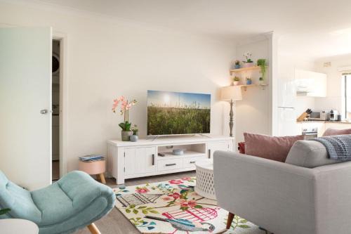 Cosy 2-Bed Apartment in the Heart of Strathfield