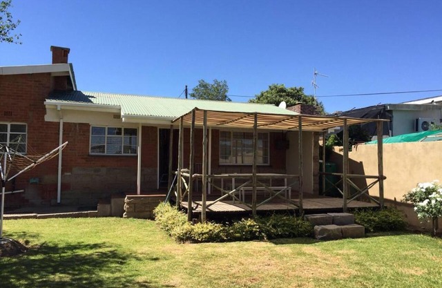 Cosy 2-Bed House in Maseru for perfect calm and re