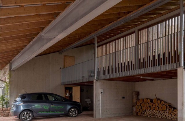 Cosy apartment for 8 people with WIFI, TV and balcony