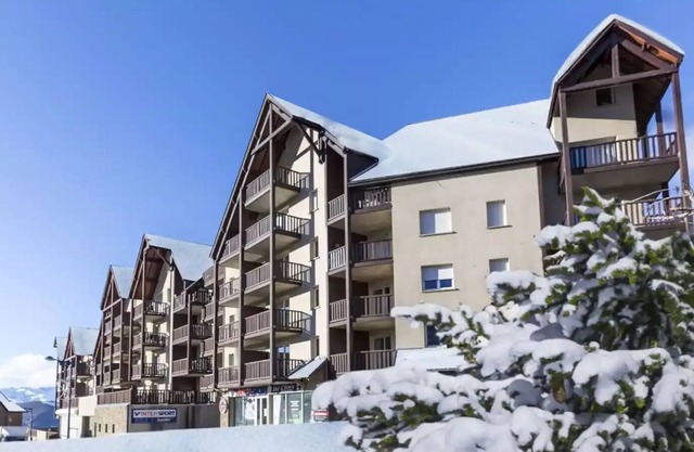 Cosy apartment with mountain views