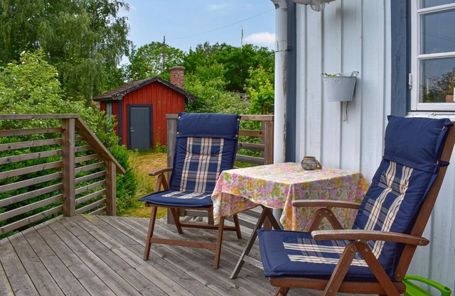 Cosy house on a lush plot by the sea in the Blekinge archipelago.