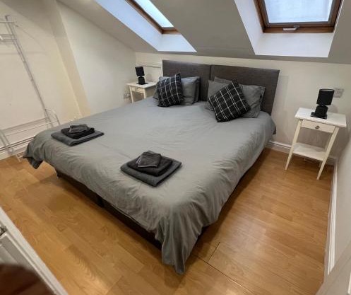 Cosy Penthouse suite happily sleeps up to five