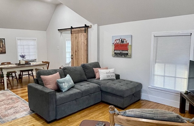 Cottage at Mason Park