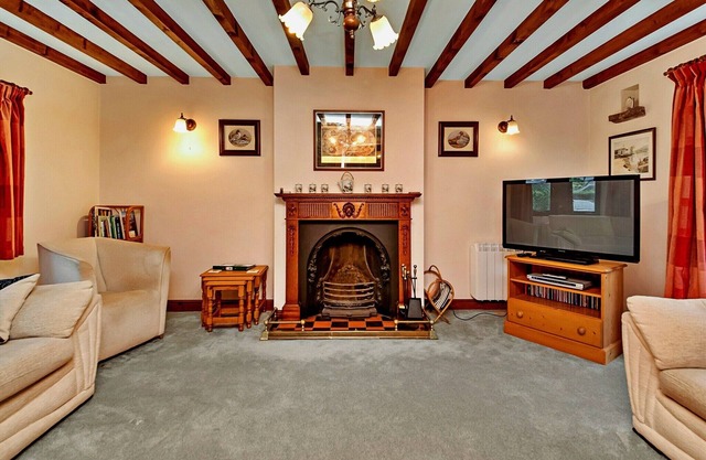 Cottage in Alstonefield near Peak District Trails