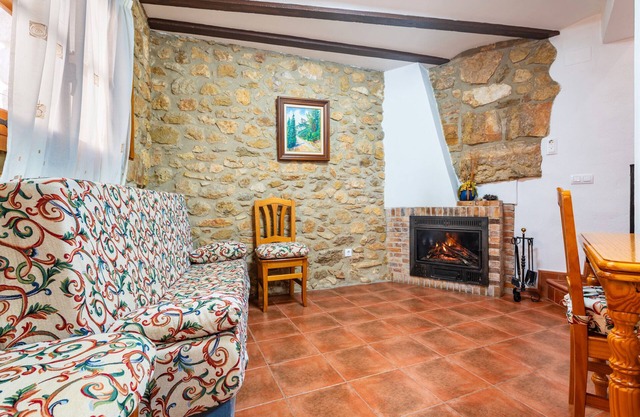 Country House 'Casa Yayo' with Mountain View, Balcony and Wi-Fi