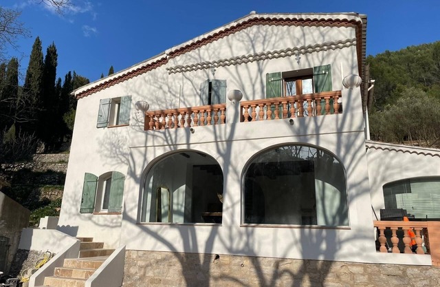 Country House 'Domaine Nescilia' with Private Pool, Wi-Fi and Air Conditioning