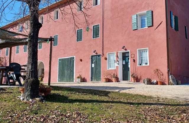 Country house in the Prosecco hills, 4 apartments
