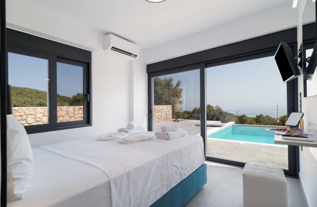 Country House 'Villa Anastasia' with Sea View, Wi-Fi and Air Conditioning