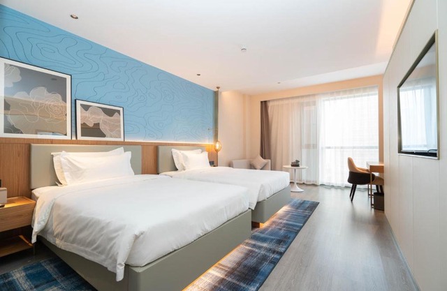 Country Inn & Suite by Radisson, Wuhan Optics Valley Technology Convention and Exhibition Center