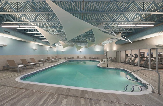 Courtyard by Marriott Oshawa