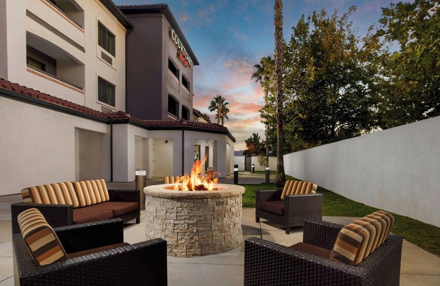 Courtyard Palmdale