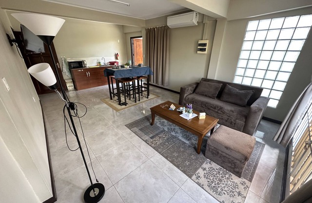Cozy 1-bedroom apartment in enjoyable Paramaribo with WiFi, AC