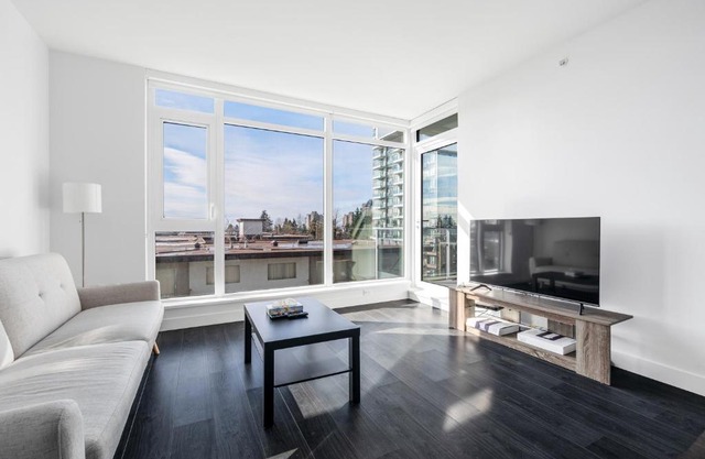 Cozy 1-Bedroom Apt in Burnaby Free Parking