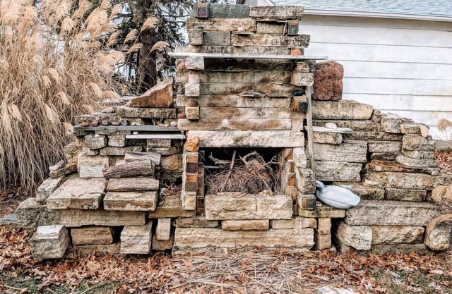 Cozy 2BR Home in Quiet Neighborhood