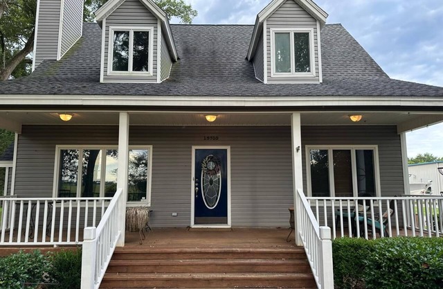 Cozy 3-Bedroom House in Charming Foley with AC and WiFi