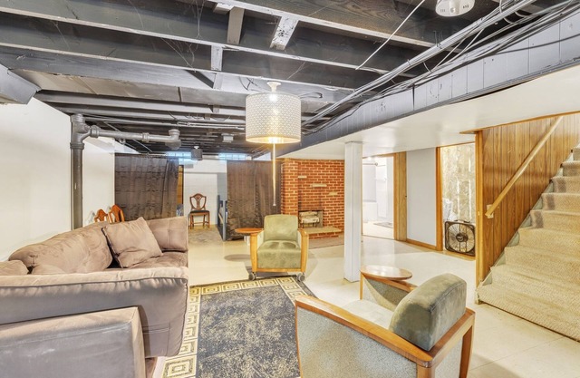 Cozy 3br Westland Retreat 3 Bedroom Home by RedAwning