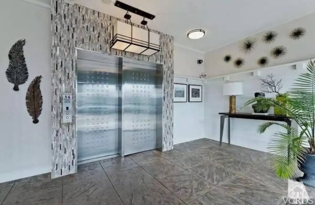 Cozy and Elegant Beach Condo in Oxnard