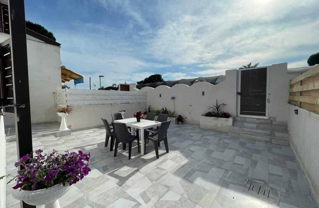 Cozy and renovated vacation home, 300 meters from the sea