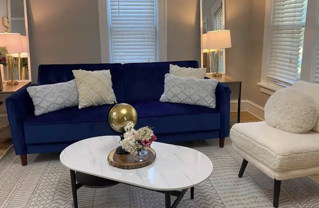 Cozy and Spacious 3 b 1.5 Bath