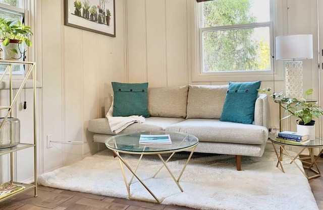 Cozy beach hideaway, just steps to the water & Capitola Village