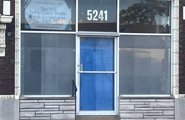 Cozy building in welcoming St. Louis with AC, WiFi