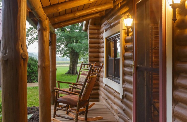 Cozy Cabin happiness