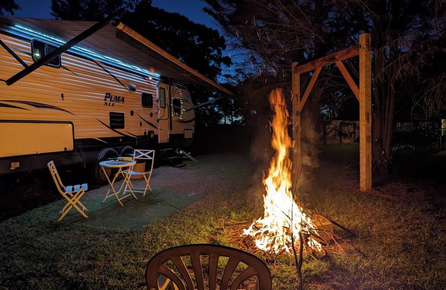 Cozy Campground WITH POOL in Fairburn with WiFi, AC