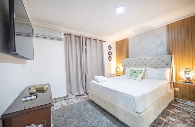 COZY & CENTRAL 1BR APT WITH POOL